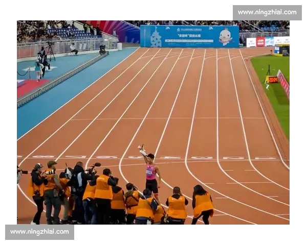 极速突破:科学方法提升运动员短跑与反应速度训练策略 极速突破:科学方法提升运动员短跑与反应速度训练策略
